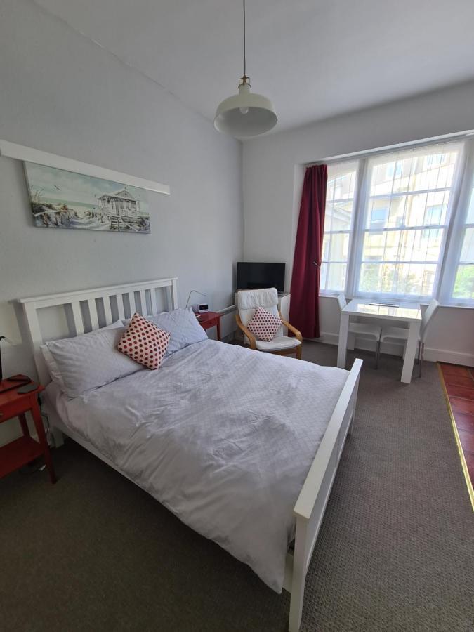 Meadowside Holiday Apartments Torquay Εξωτερικό φωτογραφία
