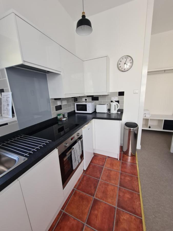 Meadowside Holiday Apartments Torquay Εξωτερικό φωτογραφία