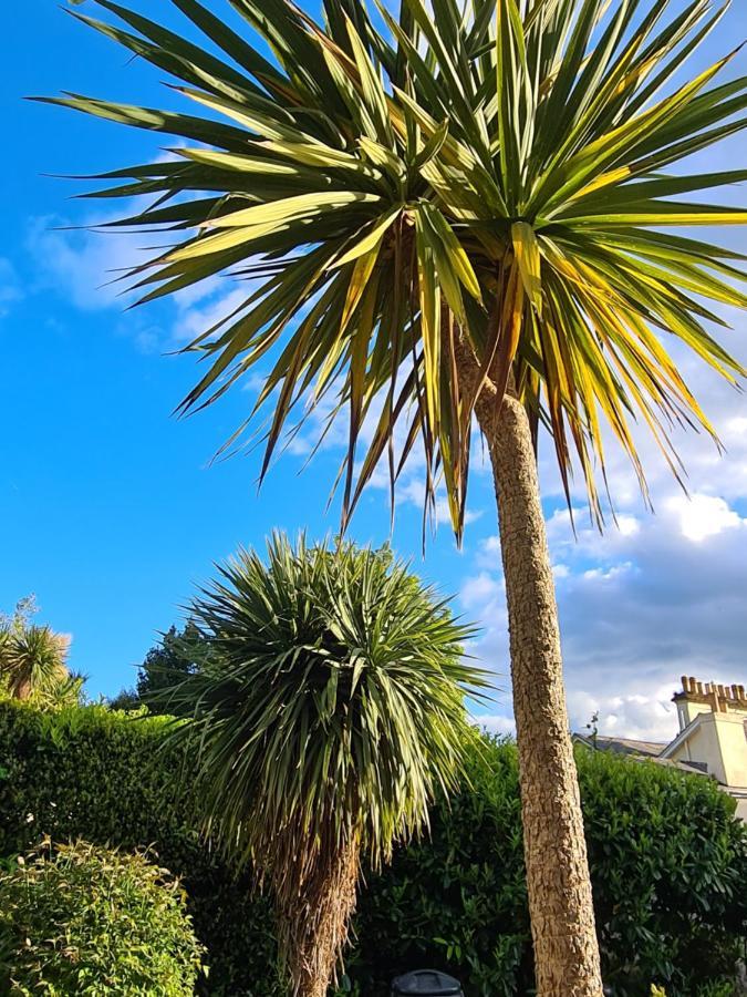 Meadowside Holiday Apartments Torquay Εξωτερικό φωτογραφία