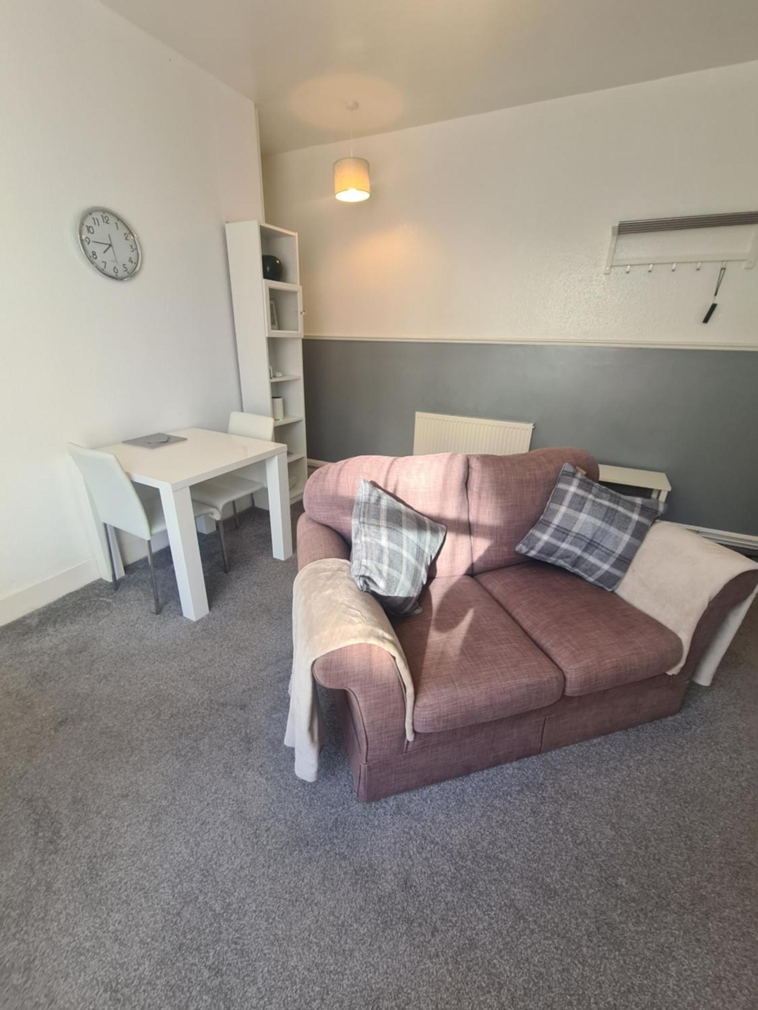 Meadowside Holiday Apartments Torquay Εξωτερικό φωτογραφία